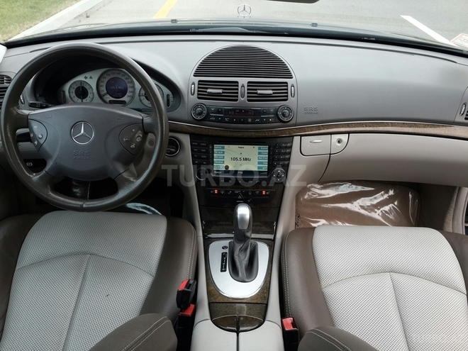 Mercedes E 320 2003, 269,999 km - 3.2 l - Bakı