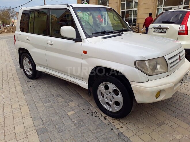 Mitsubishi Pajero io 1999, 230,000 km - 1.8 л - Bakı