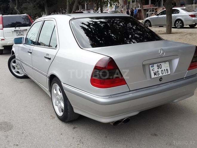 Mercedes C 240 1999, 214,269 km - 2.4 l - Bakı