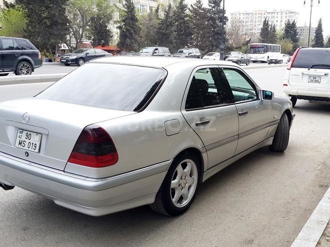Mercedes C 240 1999, 214,269 km - 2.4 l - Bakı