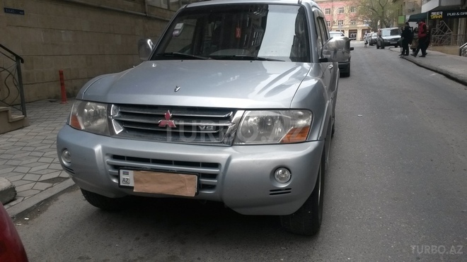 Mitsubishi Pajero 2003, 130,502 km - 3.0 l - Bakı