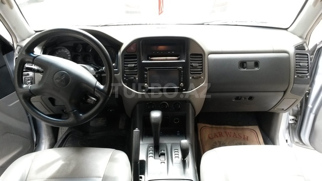 Mitsubishi Pajero 2003, 130,502 km - 3.0 l - Bakı