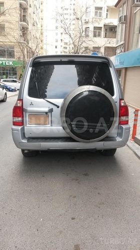 Mitsubishi Pajero 2003, 130,502 km - 3.0 l - Bakı