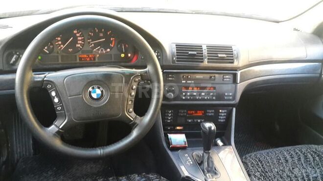 BMW 523 1997, 444,000 km - 2.5 l - Bakı