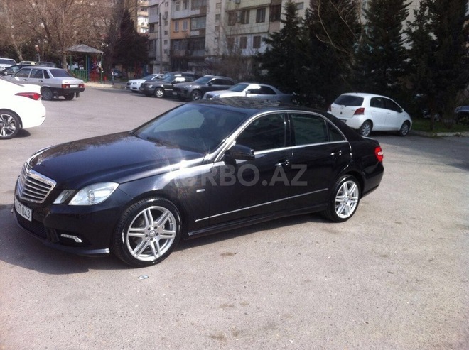 Mercedes E 180 2010, 162,000 km - 1.8 l - Bakı