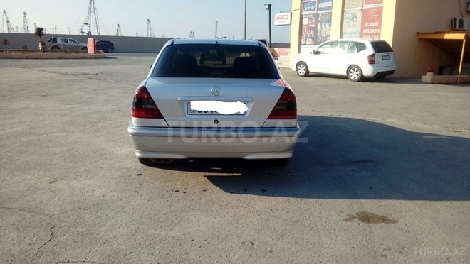 Mercedes C 220 1998, 250,000 km - 2.2 l - Bakı