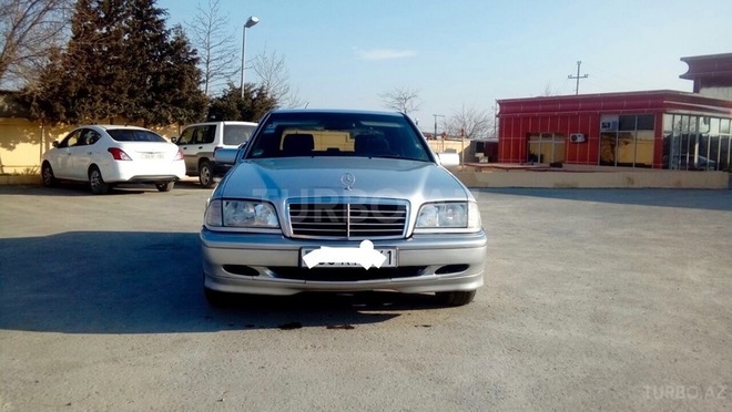 Mercedes C 220 1998, 250,000 km - 2.2 l - Bakı