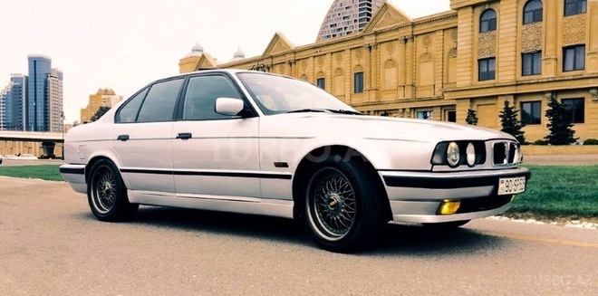 BMW 525 1995, 450,000 km - 2.5 л - Bakı