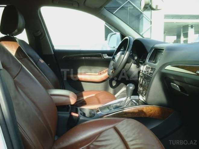 Audi Q5 2010, 68,000 km - 2.0 l - Bakı