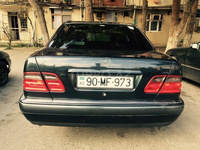 Mercedes E 200 1998, 355,000 km - 2.0 l - Bakı