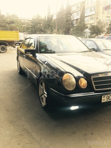Mercedes E 200 1998, 355,000 km - 2.0 l - Bakı