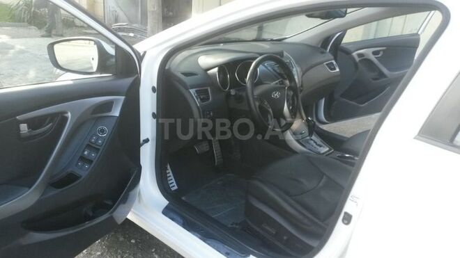 Hyundai Elantra 2013, 62,000 km - 1.8 l - Balakən