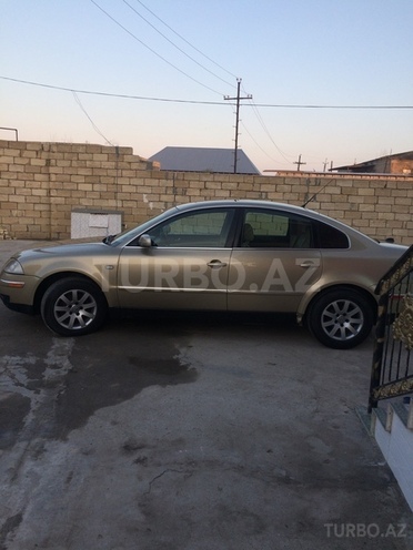 Volkswagen Passat 2001, 220,000 km - 1.8 л - Bakı