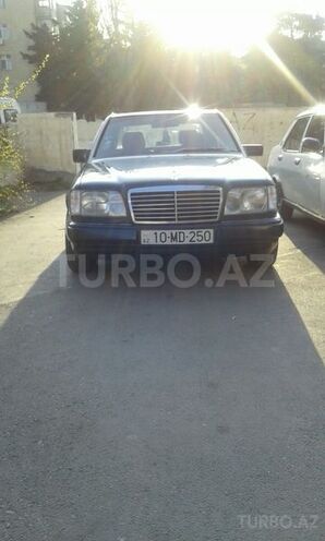 Mercedes E 250 1994, 350,000 km - 2.5 l - Bakı