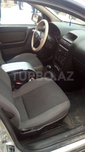 Opel Astra 2003, 200,000 km - 1.6 л - Bakı