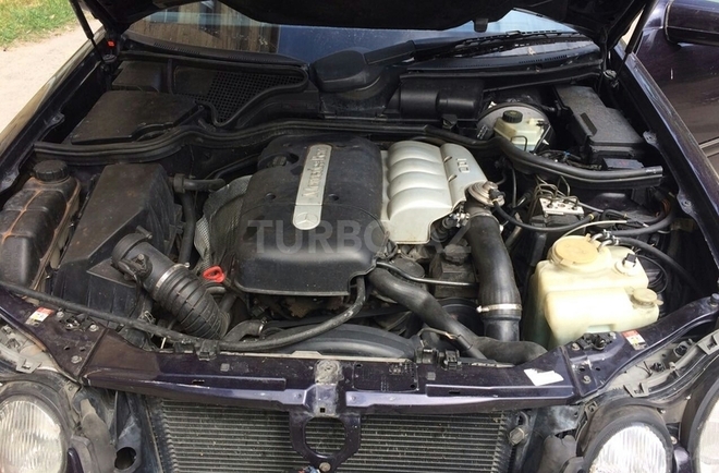 Mercedes E 220 1998, 235,000 km - 2.2 l - Bakı