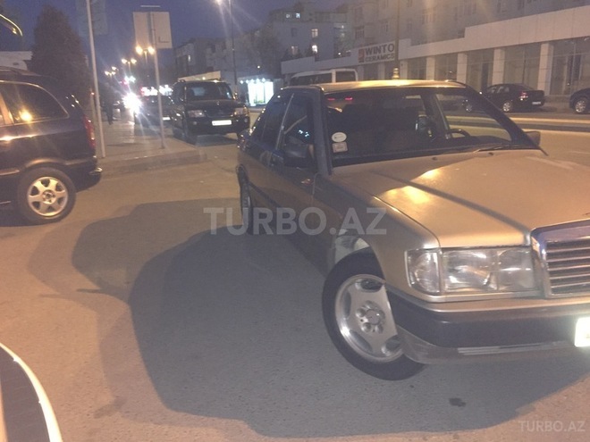 Mercedes 190 1990, 460,000 km - 2.0 l - Bakı