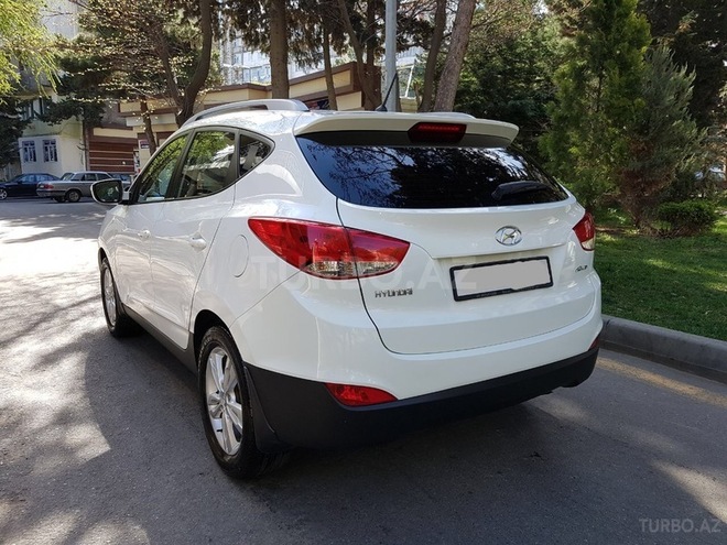 Hyundai ix35 2012, 83,000 km - 2.0 l - Bakı