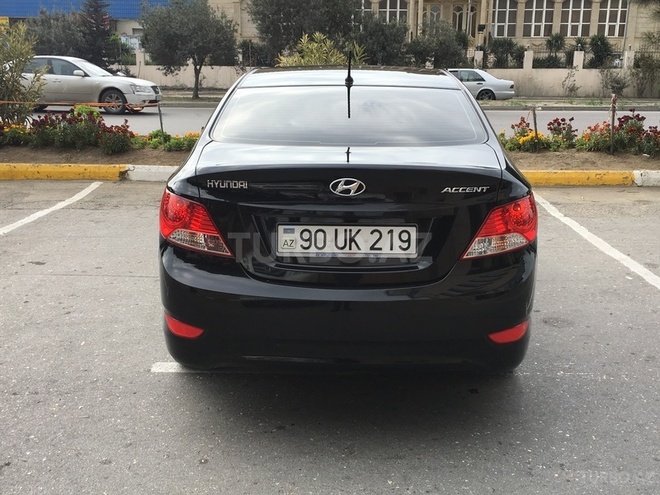 Hyundai Accent 2013, 110,000 km - 1.6 л - Bakı