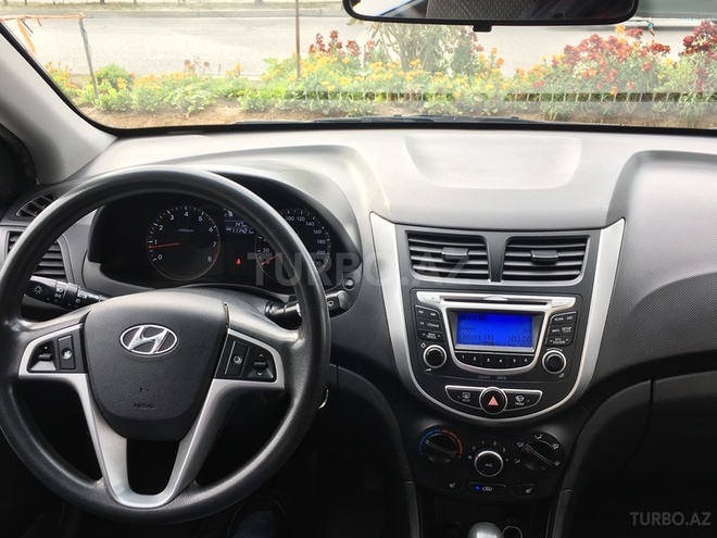 Hyundai Accent 2013, 110,000 km - 1.6 л - Bakı
