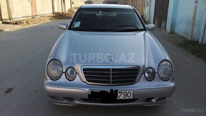 Mercedes E 220 2000, 310,000 km - 2.2 l - Bakı