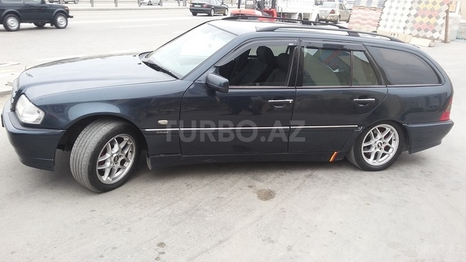 Mercedes C 200 1999, 258,000 km - 2.0 l - Bakı