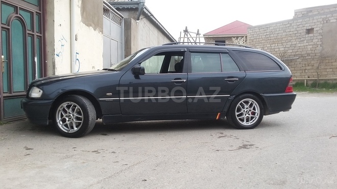 Mercedes C 200 1999, 258,000 km - 2.0 l - Bakı