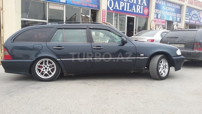 Mercedes C 200 1999, 258,000 km - 2.0 l - Bakı