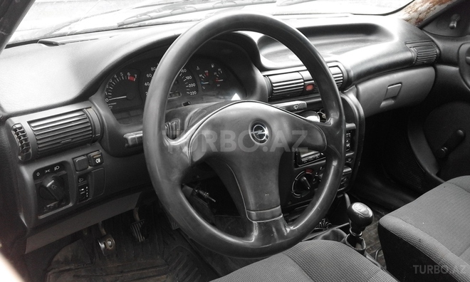 Opel Astra 1995, 324,568 km - 1.6 l - Bakı
