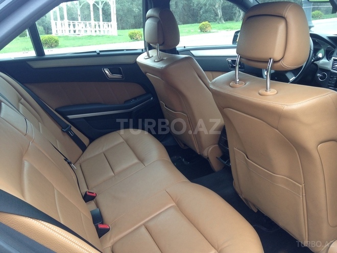 Mercedes E 350 2010, 114,000 km - 3.5 l - Bakı