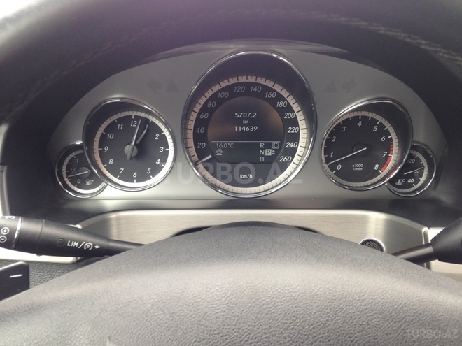 Mercedes E 350 2010, 114,000 km - 3.5 l - Bakı