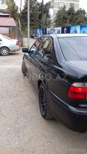 BMW 528 1999, 301,264 km - 2.8 l - Bakı