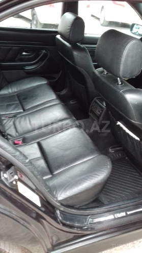 BMW 528 1999, 301,264 km - 2.8 l - Bakı