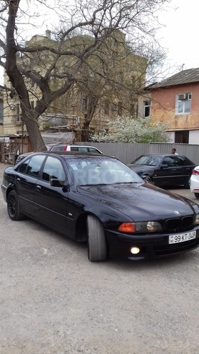 BMW 528 1999, 301,264 km - 2.8 l - Bakı