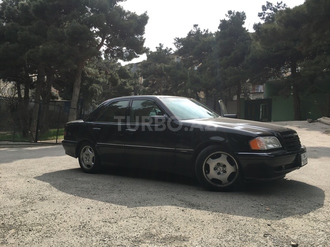 Mercedes C 230 1999, 255,000 km - 2.3 л - Bakı