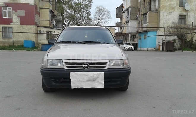 Opel Astra 1993, 251,888 km - 1.6 л - Bakı