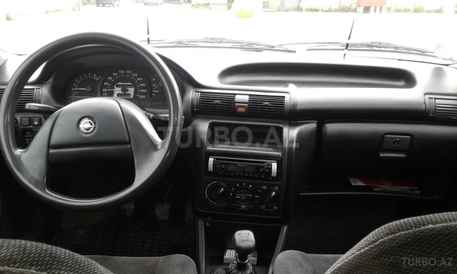 Opel Astra 1993, 251,888 km - 1.6 л - Bakı