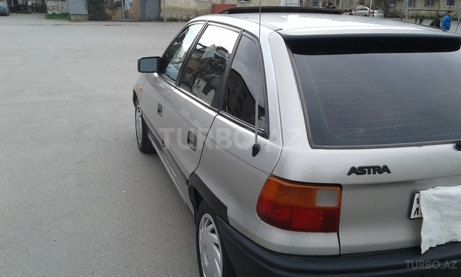 Opel Astra 1993, 251,888 km - 1.6 л - Bakı