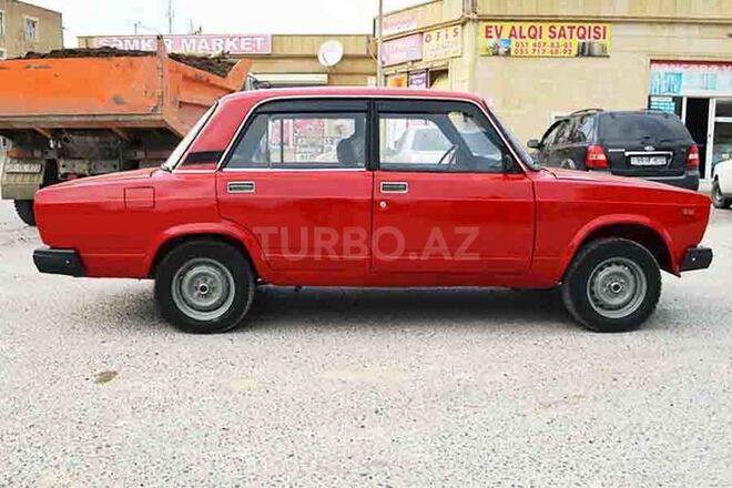 LADA (VAZ) 2105 1983, 388,000 km - 1.3 л - Bakı