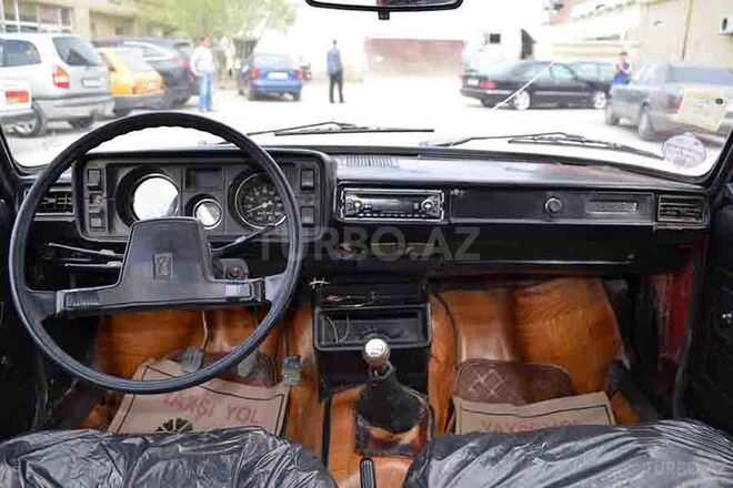 LADA (VAZ) 2105 1983, 388,000 km - 1.3 л - Bakı