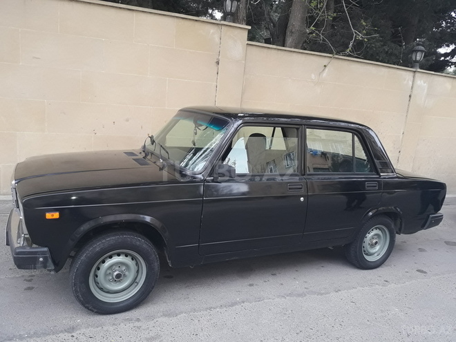 LADA (VAZ) 2107 2010, 131,000 km - 1.6 л - Bakı