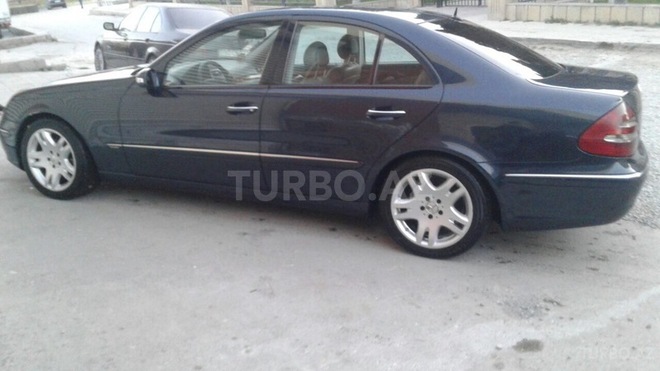 Mercedes E 270 2002, 190,000 km - 2.7 l - Bakı