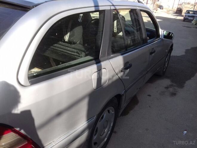 Mercedes C 200 2000, 260,000 km - 1.8 l - Bakı