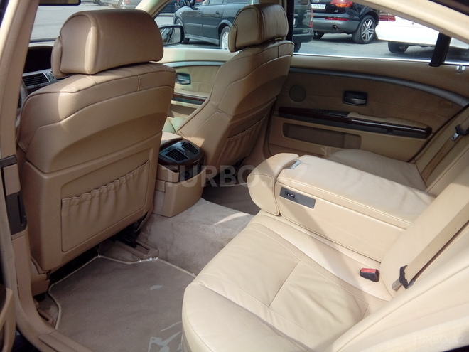 BMW 745 2004, 185,000 km - 4.4 l - Bakı