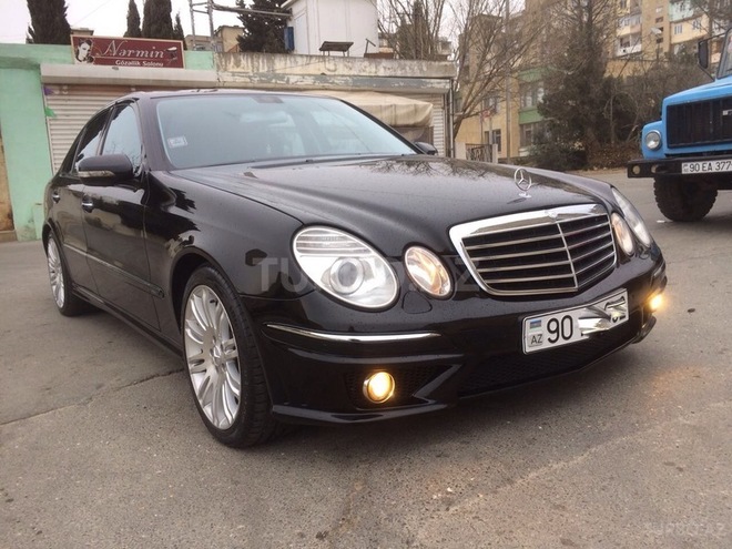 Mercedes E 320 2003, 250,000 km - 3.2 l - Bakı