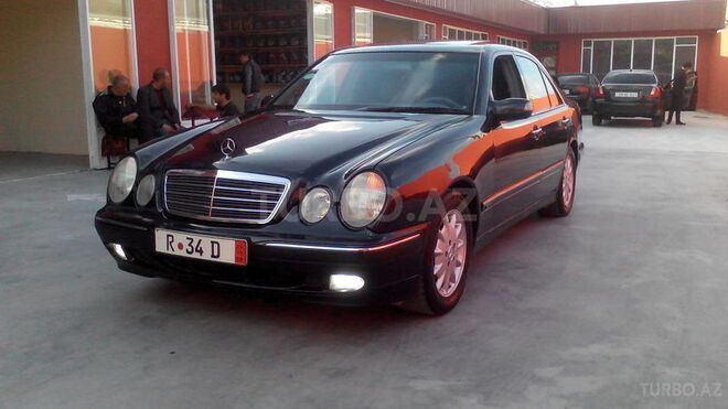Mercedes E 240 1999, 152,652 km - 2.4 l - Bərdə