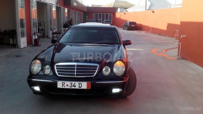 Mercedes E 240 1999, 152,652 km - 2.4 l - Bərdə