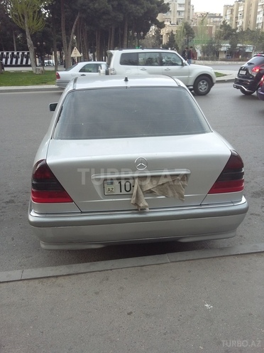 Mercedes C 240 1999, 170,803 km - 2.4 l - Bakı