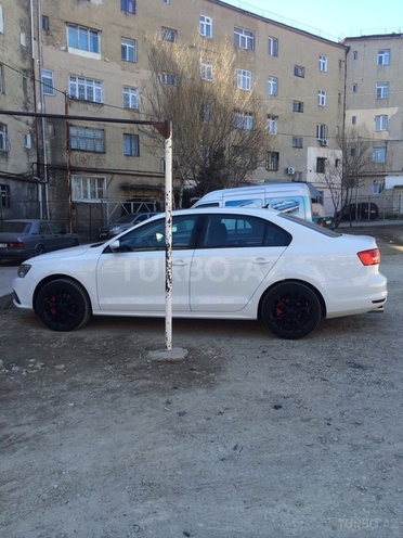 Volkswagen Jetta 2014, 36,800 km - 2.0 л - Bakı