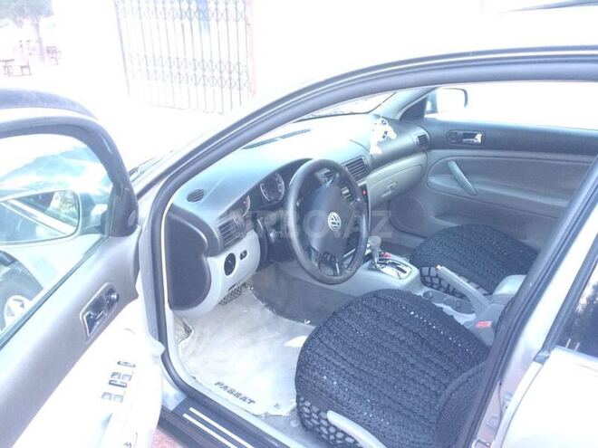 Volkswagen Passat 2001, 118,000 km - 1.8 l - Bakı